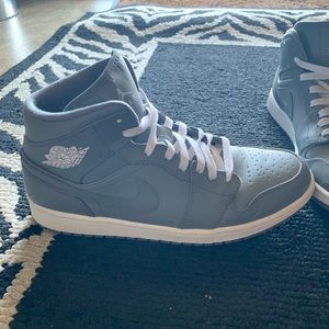 Air Jordan 1 retro mid cool gray
